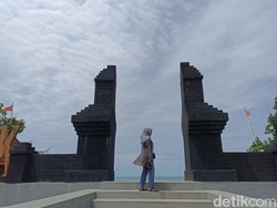 Yuk Cobain Spot Selfie Baru di Pantai Tembakrejo Blitar