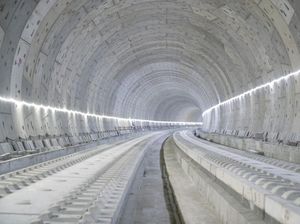 China Mau Utang Kereta Cepat Pakai Renminbi, BUMN: Boleh Aja, Asalkan...