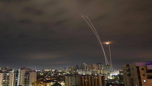 Perang Roket Gaza-Israel di Pagi Hari