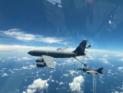 Pesawat Militer AS Terbang di Langit Blitar Ternyata Ini Tujuannya