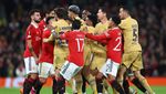 Ribut-ribut di Laga MU Vs Barcelona