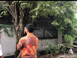 Sosok Misterius Naik Atap Rumah Warga Surabaya Hilang Saat Dicari Satpam
