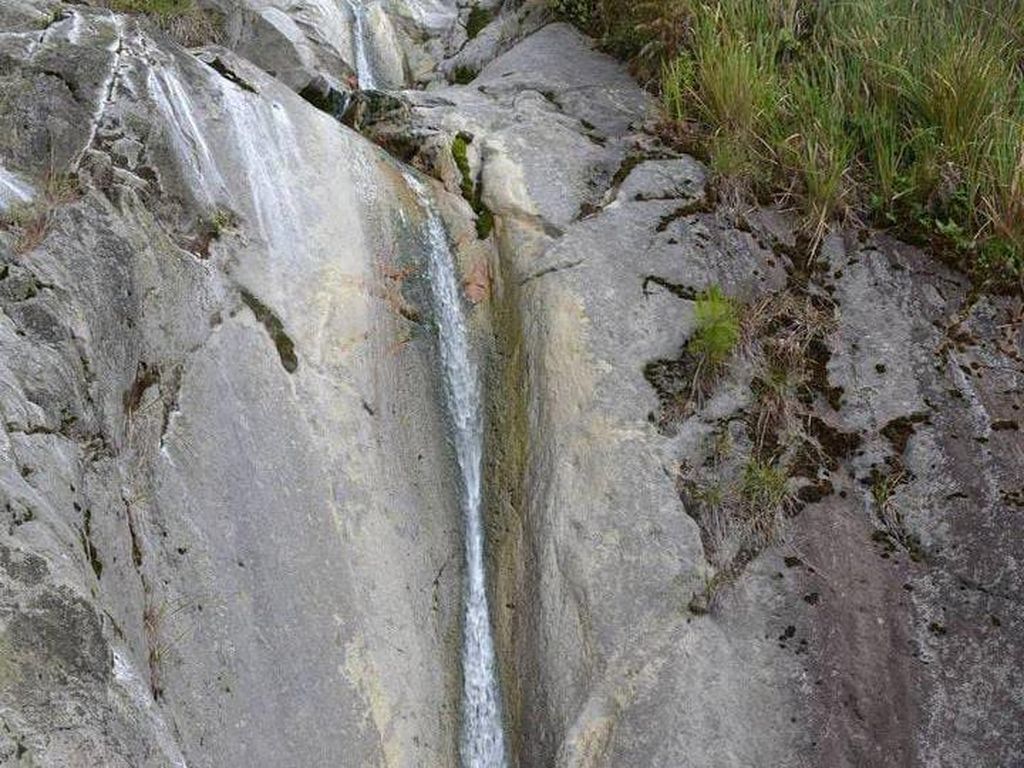 Batu Sawan, Tempat Keramat Suku Batak dengan Air yang Memiliki Rasa Asam