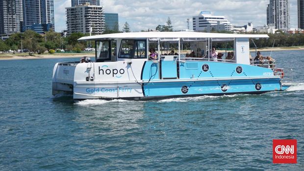 Kapal feri HOPO yang menyusuri jalur laut di Gold Coast. (CNN Indonesia/Haryanto Tri Wibowo)