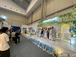 3 Stan Unik di Jakarta Sneaker Day 2023, Compass Bikin Panggung Kawinan