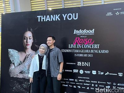 View Panggung Konser Raisa dari Tribun Stadion Utama GBK