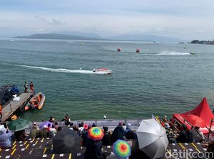 Cetak Sejarah, F1 Powerboat Danau Toba Akan Gelar 2 Sesi Sekaligus Besok Cetak Sejarah, F1 Powerboat Danau Toba Akan Gelar 2 Sesi Sekaligus Besok