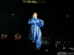 Raisa Bius Ribuan Penonton Lewat 26 Lagu di GBK