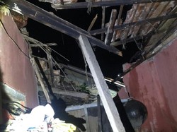 Rumah Roboh Gegara Diterjang Hujan di Kota Bogor, 11 Orang Mengungsi