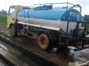 Warga Ngawen Klaten Protes Tangki Proyek Tol Jogja-Solo Sedot Air Irigasi