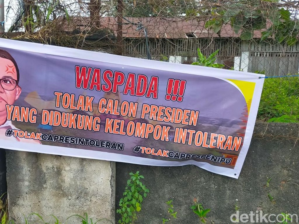 Spanduk Penolakan Anies Muncul di Lampung, Disebut Capres Intoleran
