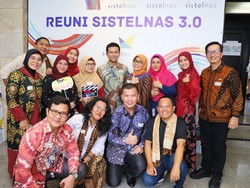 Cerita Wagub Emil Jadi Juara 1 Siswa Teladan Nasional SMP Se-DKI Jakarta