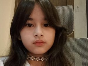 7 Foto Amara Cucu Rano Karno yang Jarang Disorot, Cantik Dipuji Mirip Artis