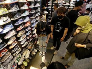 Antusias Pengunjung Luar Biasa di Jakarta Sneaker Day 2023 Antusias Pengunjung Luar Biasa di Jakarta Sneaker Day 2023