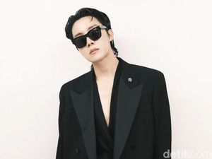 Dear ARMY, J-Hope Batalkan Tunda Wamil Dear ARMY, J-Hope Batalkan Tunda Wamil