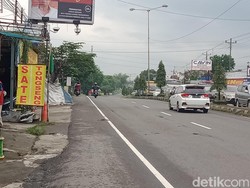 Mobil Ngebut-Tabrak Lari Pemotor di Delanggu Klaten, Saksi: Pelat Merah AD