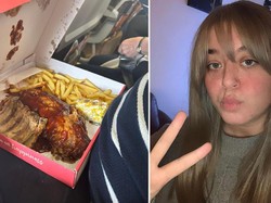 Aksi Penumpang Pesawat Makan Iga Barbeque Porsi Jumbo di Pesawat