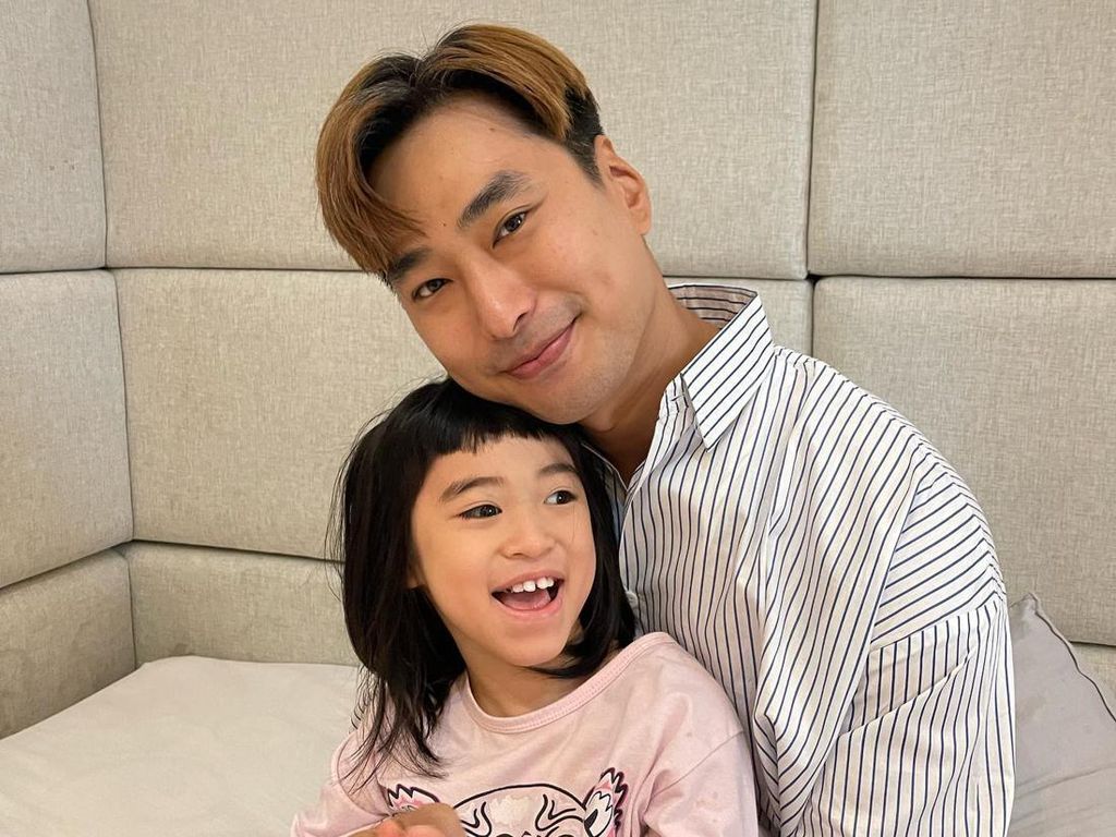 Jevier Justin Ceritakan Kondisi Putrinya usai Dianiaya Baby Sitter Jevier Justin Ceritakan Kondisi Putrinya usai Dianiaya Baby Sitter