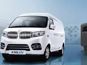 Ini Alasan Esemka Hanya Pajang Mobil Warna Putih Ini Alasan Esemka Hanya Pajang Mobil Warna Putih