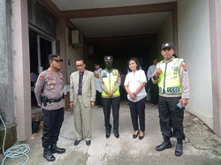 Kisah Aiptu Iwan Bantu Warga yang Terjerat Pinjol dan Nyaris Bunuh Diri