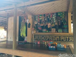 Uniknya Warkop di Baduy, Jualan Petai Uniknya Warkop di Baduy, Jualan Petai