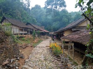 Fasilitas MCK Dibuat di Baduy Luar untuk Wisatawan, Disesuaikan Nilai Adat Fasilitas MCK Dibuat di Baduy Luar untuk Wisatawan, Disesuaikan Nilai Adat