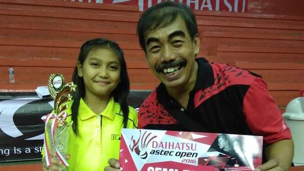Broto Happy dan Az Zahra Dania Putri