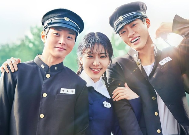 Drama tentang cinta, persahabatan dan mimpi di era 80 dan 90an / Foto: Koreaboo.com Drama tentang cinta, persahabatan dan mimpi di era 80 dan 90an / Foto: Koreaboo.com