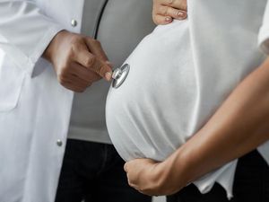 Viral Bikin Sedih, Cerita Dokter soal Remaja 17 Tahun Idap Sifilis saat Hamil Viral Bikin Sedih, Cerita Dokter soal Remaja 17 Tahun Idap Sifilis saat Hamil
