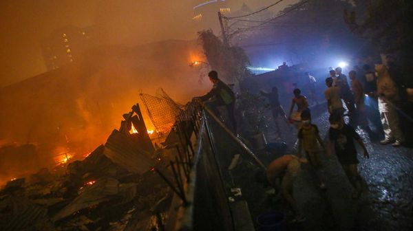 Penampakan Api Lalap Permukiman di Tanah Abang