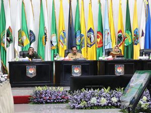 Atasi Inflasi, Mendagri Minta Gubernur Rapat Bareng Forkopimda-Walkot