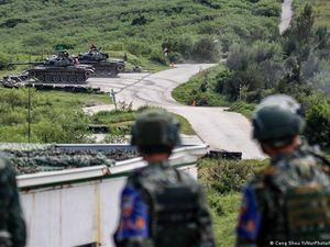 Kepala CIA: China Ragukan Kemampuannya untuk Invasi Taiwan