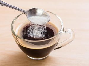 Seduh Kopi dengan Garam Beri Cita Rasa Unik Juga Berkhasiat