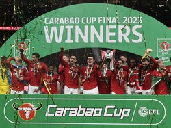 Tekuk Newcastle 2-0 di Final Carabao Cup, MU Juara!