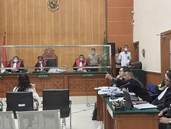 Panggilan Anita ke Linda Didapat dari Teddy Minahasa