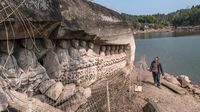 Patung Buddha Kuno Muncul dari Waduk di China yang Mengering