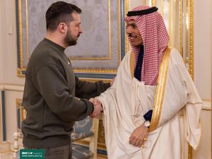 Pertama dalam 30 Tahun, Menlu Saudi ke Ukraina-Bertemu Zelensky Pertama dalam 30 Tahun, Menlu Saudi ke Ukraina-Bertemu Zelensky