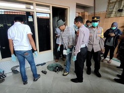 Polisi Selidiki Jejak Darah 2 Korban Tewas Kebakaran di Surabaya