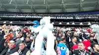 Boneka ini terdiri dari boneka beruang, kelinci, dan hewan lainnya.