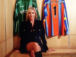 Sesal WAG Pertama Inggris, Dulu Buang-buang Duit Kini Utang Miliaran