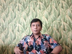 Puluhan Kontraktor Tagih Utang Pemprov NTB Rp 350 Miliar Puluhan Kontraktor Tagih Utang Pemprov NTB Rp 350 Miliar