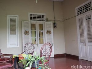 Mengapa Rumah Jadul di Depok Rata-rata Punya Kamar di Bagian Depan? Mengapa Rumah Jadul di Depok Rata-rata Punya Kamar di Bagian Depan?