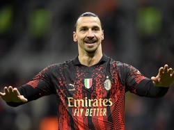 Ibrahimovic Comeback, Mau Bertahan di AC Milan Lebih Lama!
