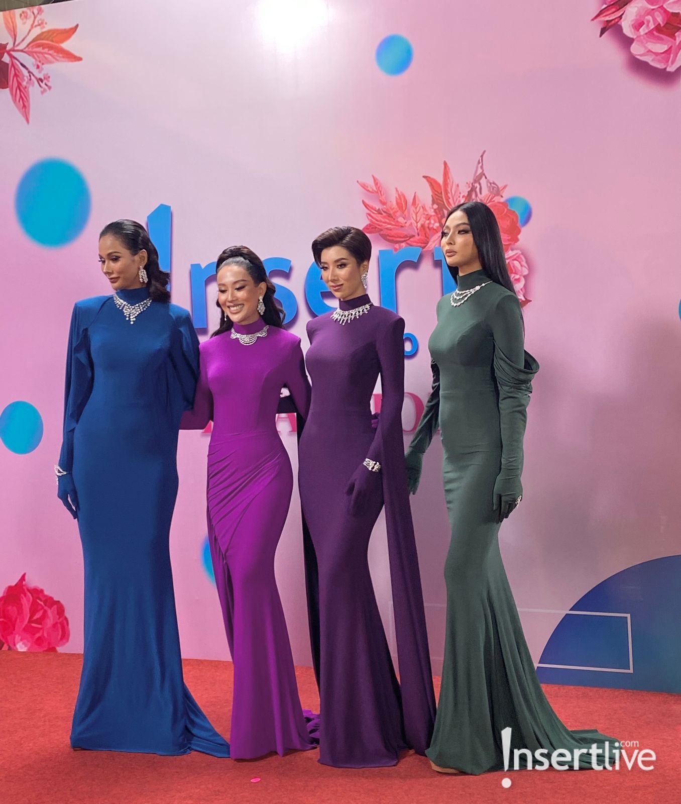 Aura Kharisma hingga Andina Julie Aura Kharisma hingga Andina Julie