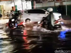 Hujan Deras Beberapa Jam, Jalur Pantura Kota Besuki Situbondo Banjir
