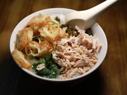 Cuma Rp 10 Ribu Bisa Makan Bubur Ayam Cirebon di 5 Tempat Ini