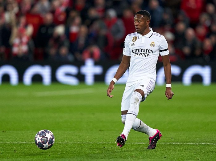 LIVERPOOL, ENGLAND - FEBRUARY 21:  David Alaba of Real Madrid in action during the UEFA Champions League round of 16 leg one match between Liverpool FC and Real Madrid at Anfield on February 21, 2023 in Liverpool, England. (Photo by Jose Manuel Alvarez/Quality Sport Images/Getty Images)