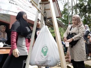 Relawan Ganjar Gelar Pemeriksaan Kesehatan buat Balita di Sukabumi