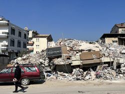 Korban Tewas Gempa Turki-Suriah Capai 50.000 Jiwa, Puluhan Ribu Masih Hilang Korban Tewas Gempa Turki-Suriah Capai 50.000 Jiwa, Puluhan Ribu Masih Hilang