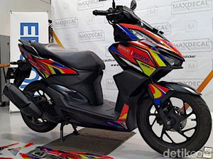 Mau Pasang Decal Printing di Motor Matik, Siapin Dana Segini